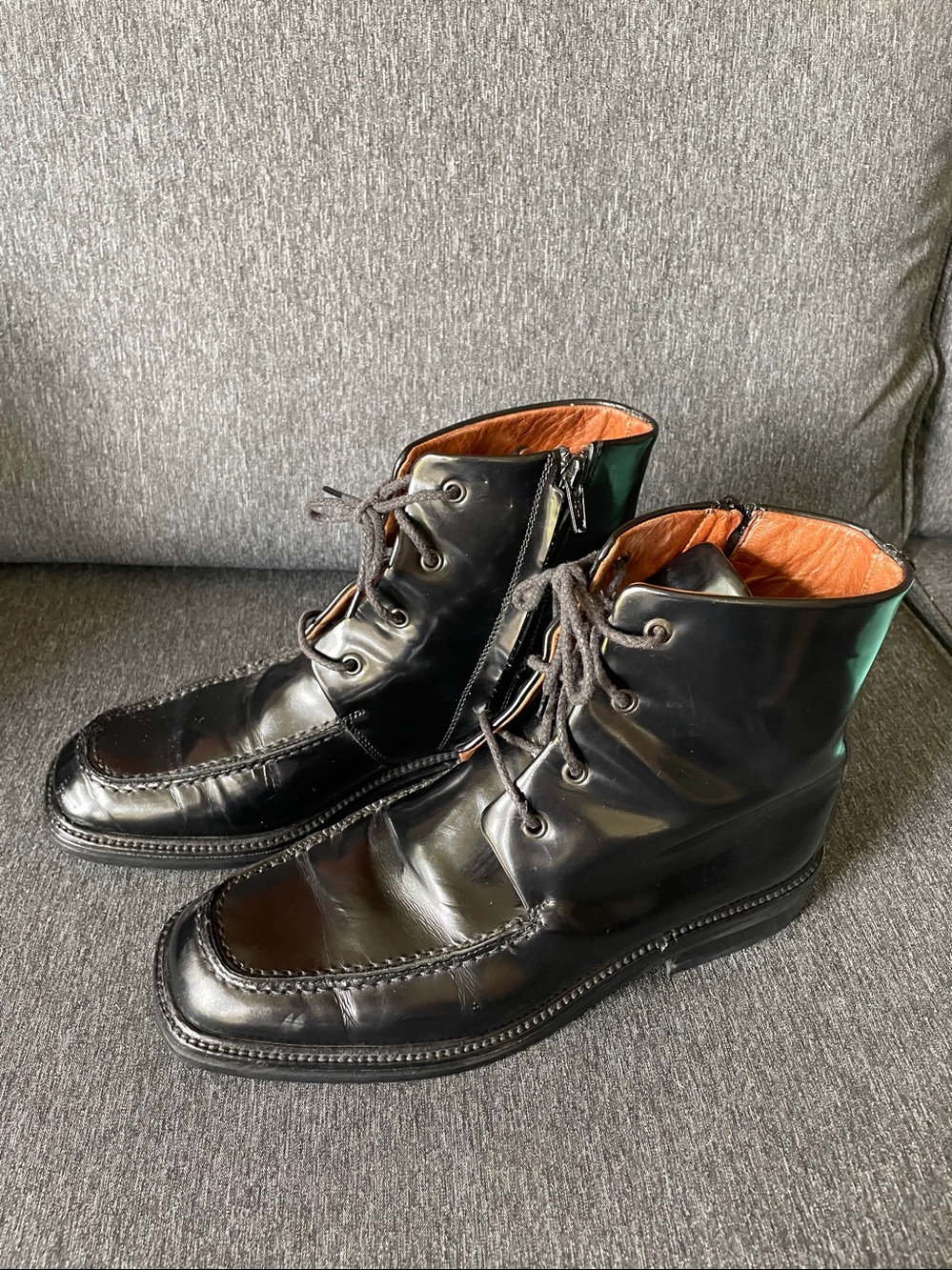 Gucci black lacquered leather boots zip/lace up 8,5